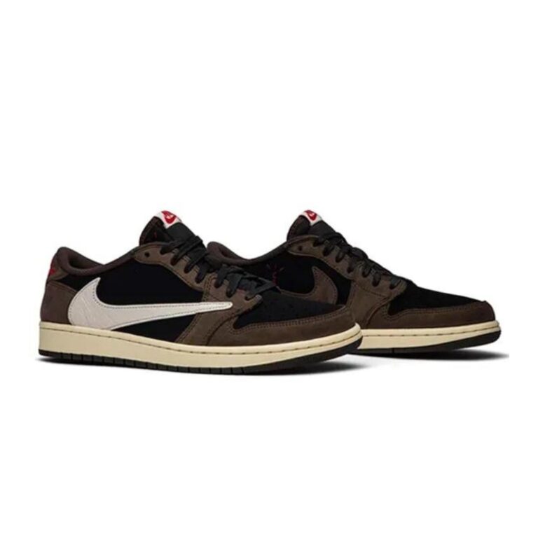 Air Jordan 1 Low Travis Scott Marrom